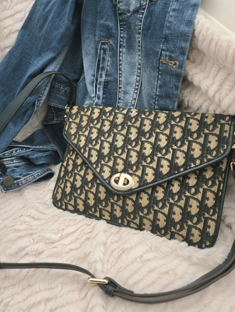 Authentic DIOR CHRISTIAN DIOR Diorissimo Monogram Navy Trotter Clutch Crossbody